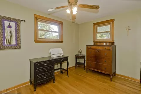 Bedroom - 19 Dennis St, Springfield, MA 01118 photo 3 of 6