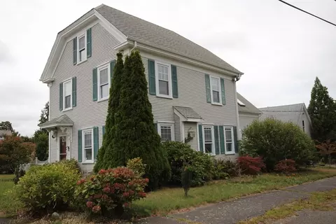 16 Washington Ave, Bourne, MA 02532