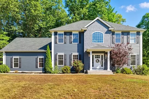 3 Angelica Dr, Westfield, MA 01085