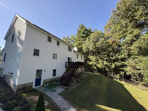 8 Jamie Rd, Dunstable, MA 01827 photo 4