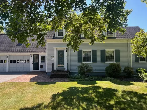 751 Brook Rd, Milton, MA 02186