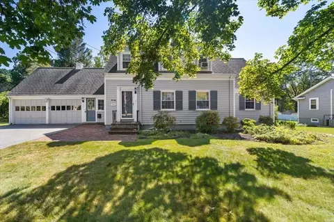 Exterior - 751 Brook Rd, Milton, MA 02186 photo 2 of 5