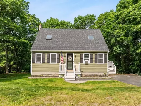 26 Goelette Rd, Plymouth, MA 02360