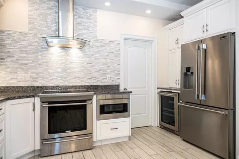 Kitchen - 4 Farrar Rd, Upton, MA 01568 photo 5 of 7