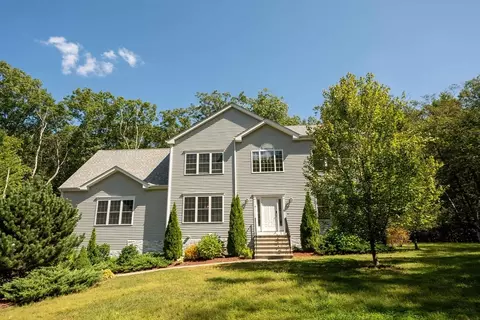 4 Farrar Rd, Upton, MA 01568