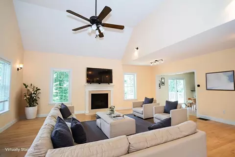 Living - 4 Farrar Rd, Upton, MA 01568 photo 2 of 2
