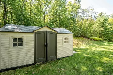 Exterior - 4 Farrar Rd, Upton, MA 01568 photo 6 of 10