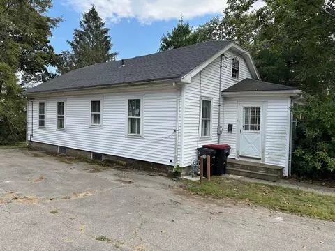 75 Guild Rd, Brockton, MA 02302