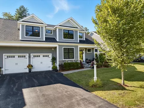 7 Davenport Ln #7, Hopkinton, MA 01748
