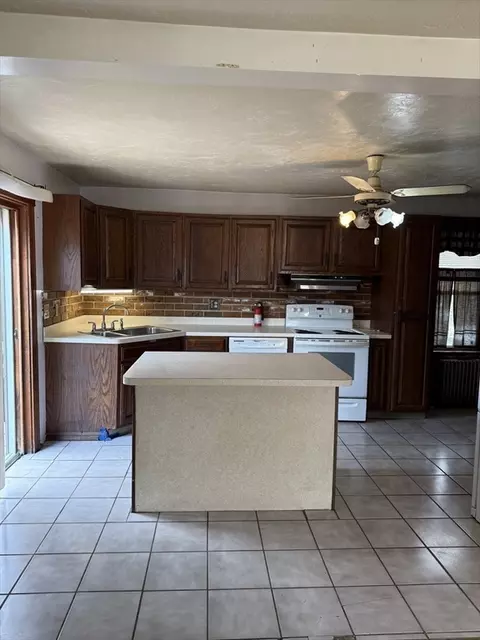 Kitchen - 62 Pine View Ave, Worcester, MA 01603 photo 1 of 3