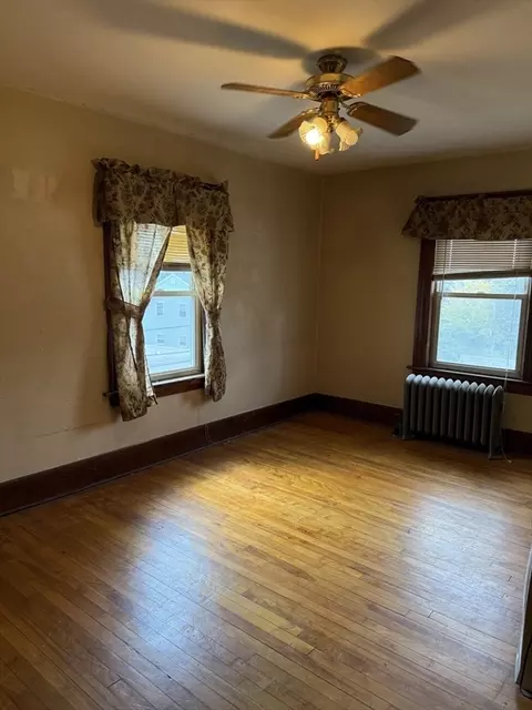 Bedroom - 62 Pine View Ave, Worcester, MA 01603 photo 2 of 3