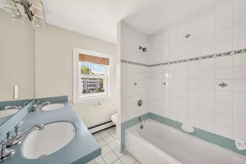 Bath - 5 Eldridge Rd #3, Boston, MA 02130 photo 1 of 1