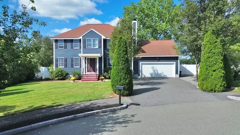 14 Kayla Dr, Saugus, MA 01906