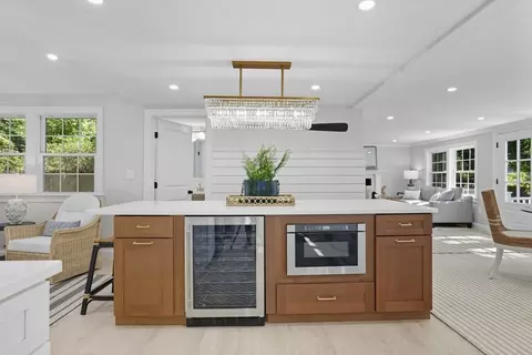 30 Atlantic St, Gloucester, MA 01930 photo 5