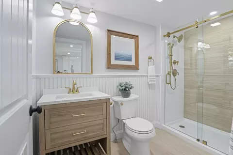 30 Atlantic St, Gloucester, MA 01930 photo 13