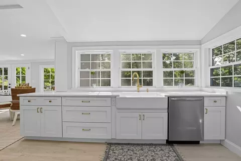 30 Atlantic St, Gloucester, MA 01930 photo 7