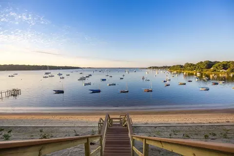135 Putnam Ave, Barnstable, MA 02635 photo 8