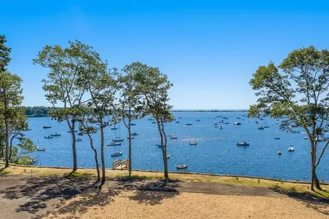 135 Putnam Ave, Barnstable, MA 02635 photo 3