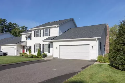 97 College St #A, South Hadley, MA 01075