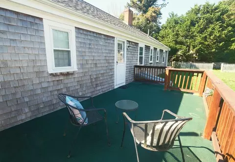 Exterior - 6 Holiday Ln, Hyannis, MA 02601 photo 3 of 9