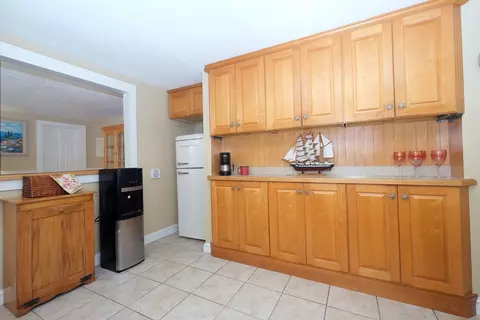 Kitchen - 6 Holiday Ln, Hyannis, MA 02601 photo 6 of 7