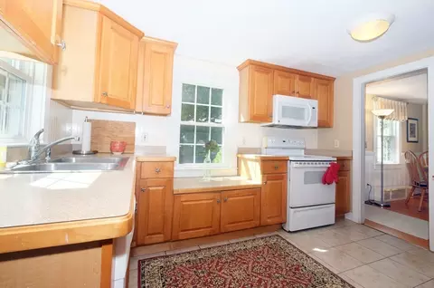Kitchen - 6 Holiday Ln, Hyannis, MA 02601 photo 2 of 7