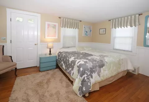 Bedroom - 6 Holiday Ln, Hyannis, MA 02601 photo 1 of 9