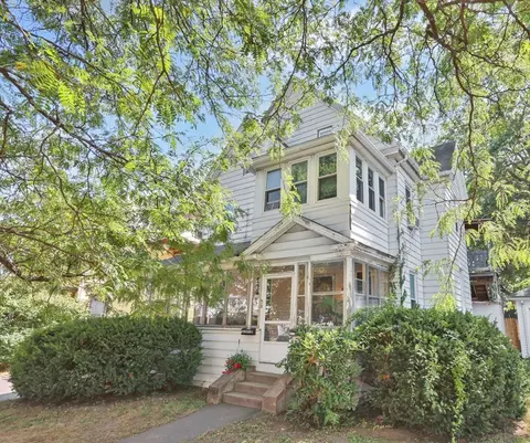 56 Laurel St, Holyoke, MA 01040