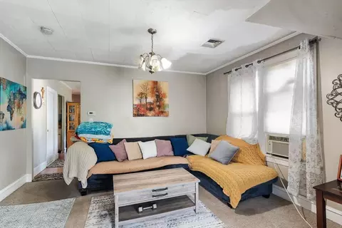 Living - 82 Summerfield St, Fall River, MA 02720 photo 4 of 5