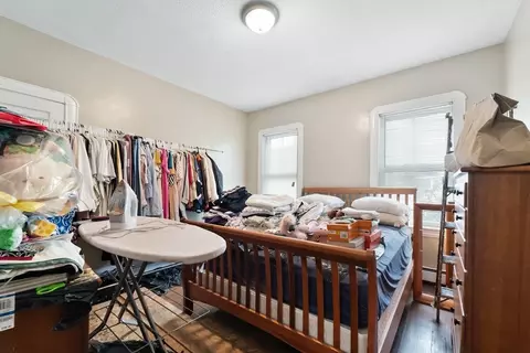 Bedroom - 82 Summerfield St, Fall River, MA 02720 photo 2 of 7