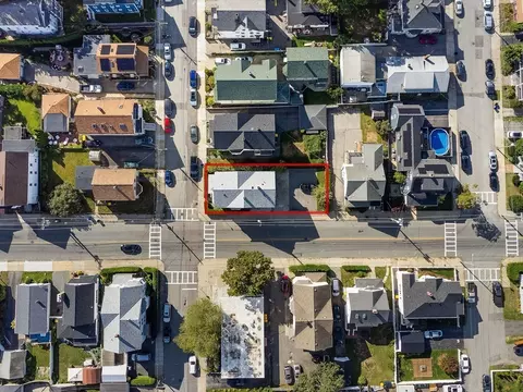 View/Area - 82 Summerfield St, Fall River, MA 02720 photo 5 of 7