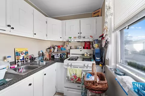 Kitchen - 82 Summerfield St, Fall River, MA 02720 photo 4 of 5