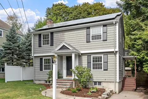 15 Garfield St, Lexington, MA 02421
