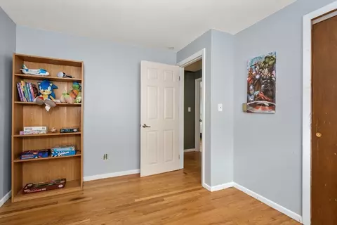 130 Mazarin St, Indian Orchard, MA 01151 photo 17