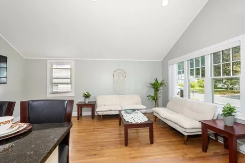 130 Mazarin St, Indian Orchard, MA 01151 photo 7