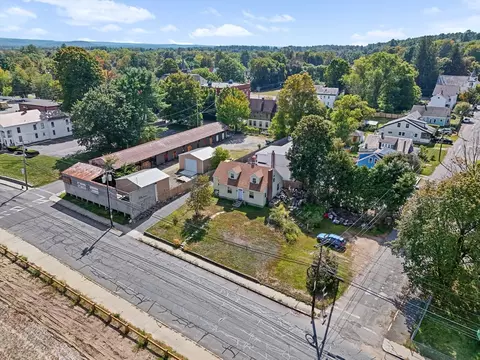 35 W River St, Orange, MA 01364 photo 14