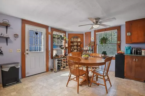 35 W River St, Orange, MA 01364 photo 16