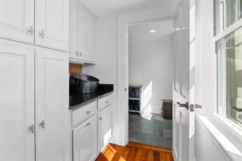 29 Fuller St, Gloucester, MA 01930 photo 11