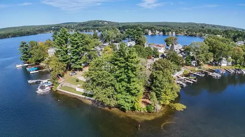 322 Killdeer Rd, Webster, MA 01570 photo 4