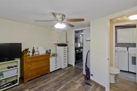 129 Pine Ave, Sturbridge, MA 01566 photo 25