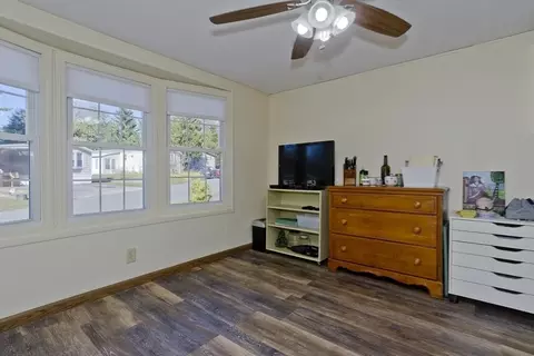 129 Pine Ave, Sturbridge, MA 01566 photo 27