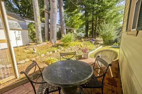 129 Pine Ave, Sturbridge, MA 01566 photo 37