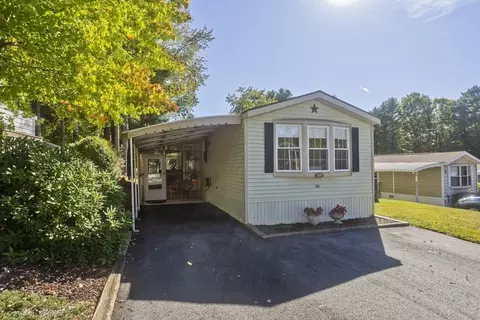 129 Pine Ave, Sturbridge, MA 01566 photo 2