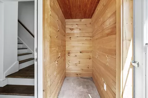 Entry Way - 57 Appleton Rd, Auburn, MA 01501 photo 1 of 4