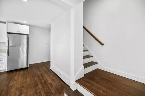 Entry Way - 57 Appleton Rd, Auburn, MA 01501 photo 4 of 4