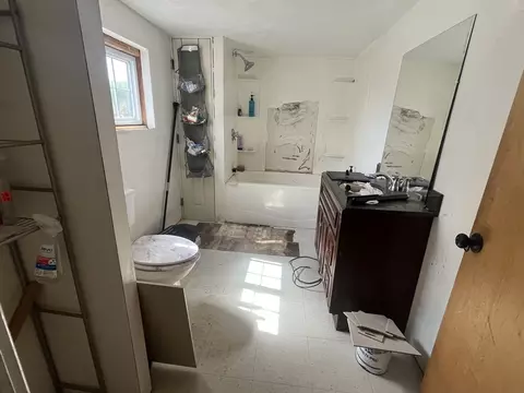 Bath - 15 Star St, Fall River, MA 02724 photo 2 of 2