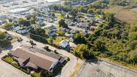 View/Area - 15 Star St, Fall River, MA 02724 photo 4 of 15