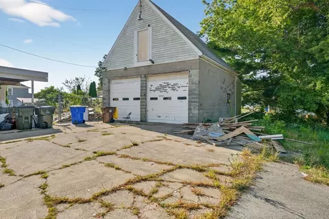 Exterior - 15 Star St, Fall River, MA 02724 photo 1 of 2