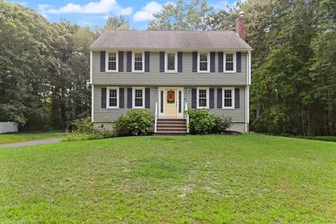 40 Agostino Dr, Wilmington, MA 01887