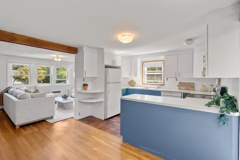 143 Howe St, Natick, MA 01760 photo 4